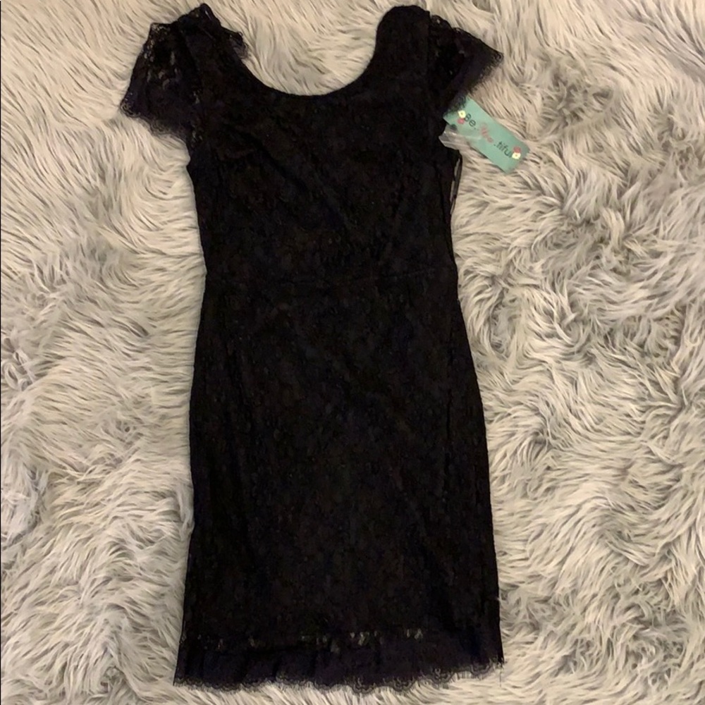 Beautiful lace overlay dress